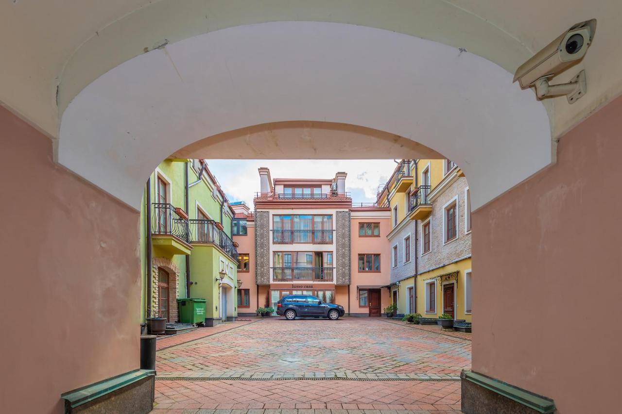 Luxury Gaono Apartments Vilnius Old Town I Self Check In I Free Private Parking 외부 사진